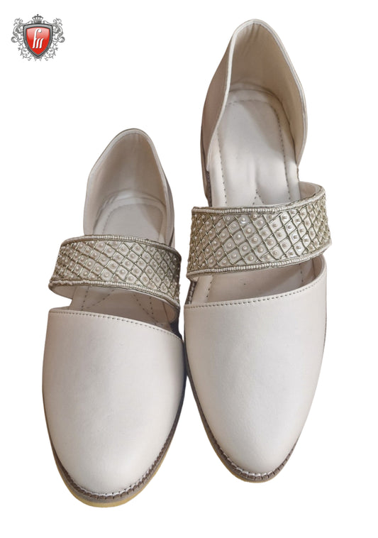 Men’s Cream Micro-Leather Sandals – Dabka, Kardana & Sequin Work