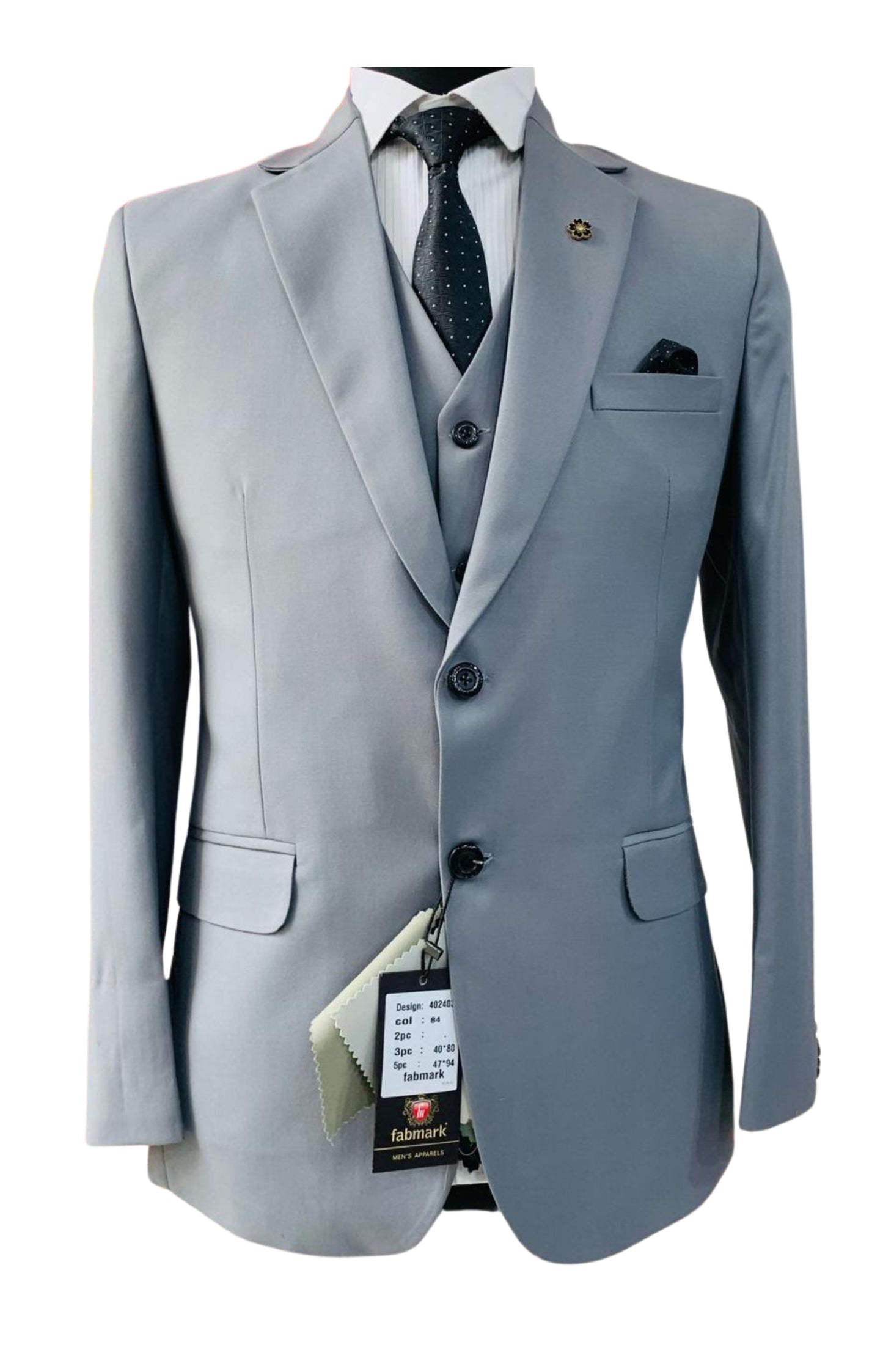 Sleek Charcoal Grey Men's Suit - Power Dressing for the Modern Era