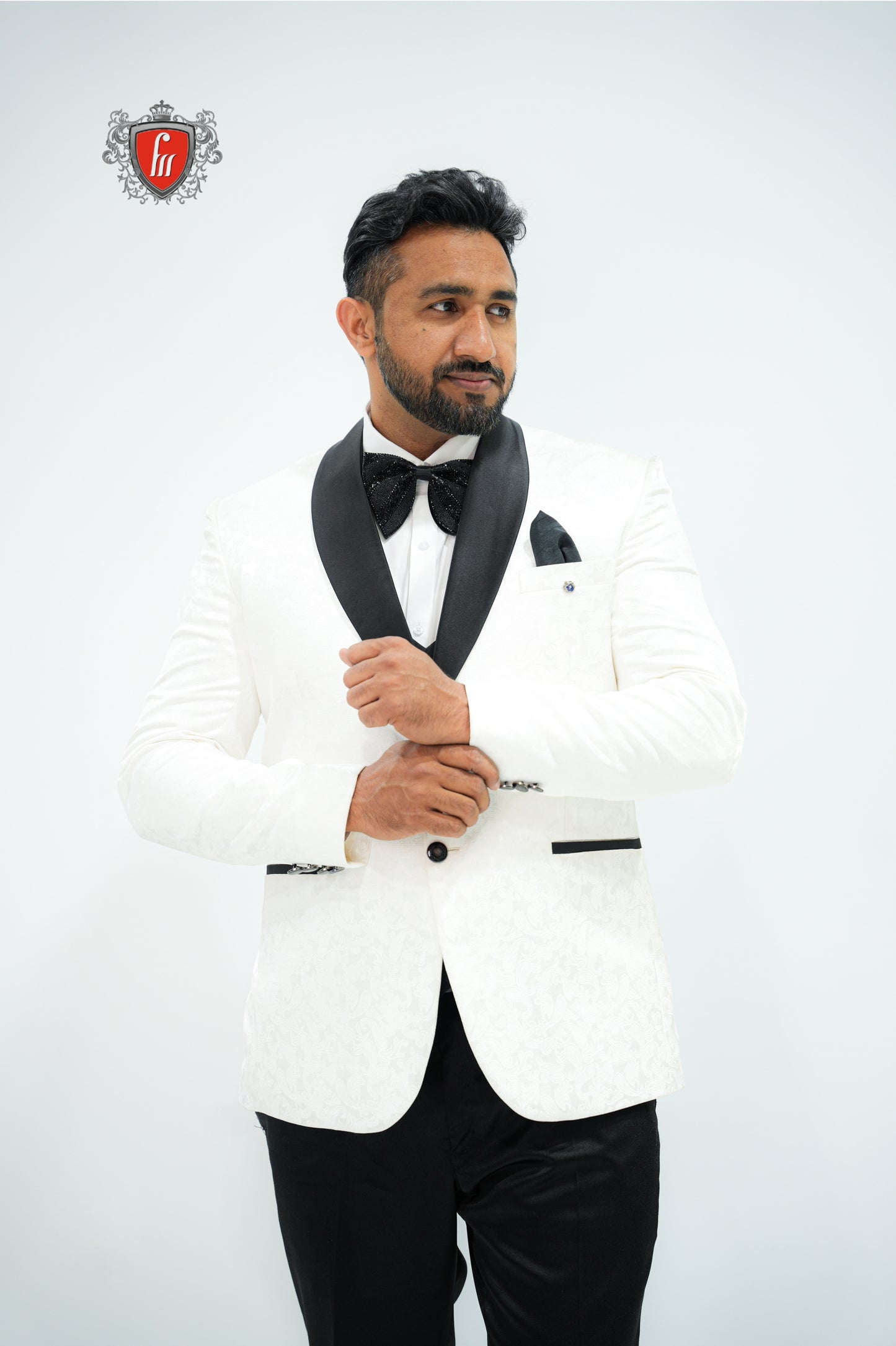 Men’s White Tuxedo 3-Piece Suit with Black Satin Lapel – Elegant Formalwear