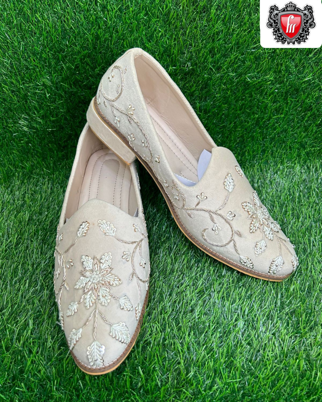 Men’s Cream-Beige Zardosi Embroidered Heel Jutti – Luxury Footwear