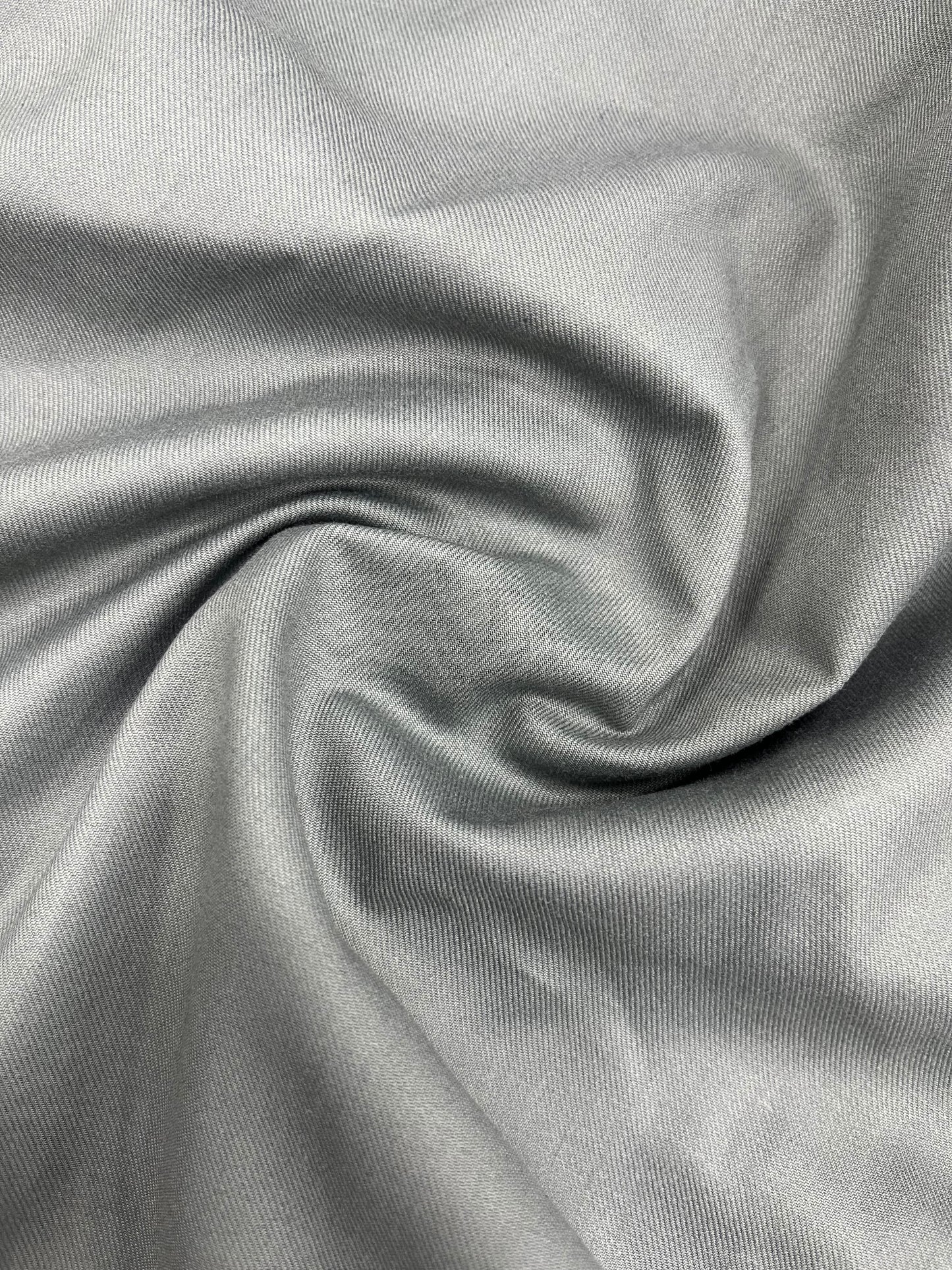 Elegant Silver Grey Soft Twill Fabric – Lightweight & Smooth (1 Meter)