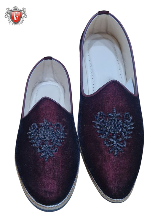 Men’s Maroon Velvet Jutti – Blue Dabka Embroidery, Festive Wear