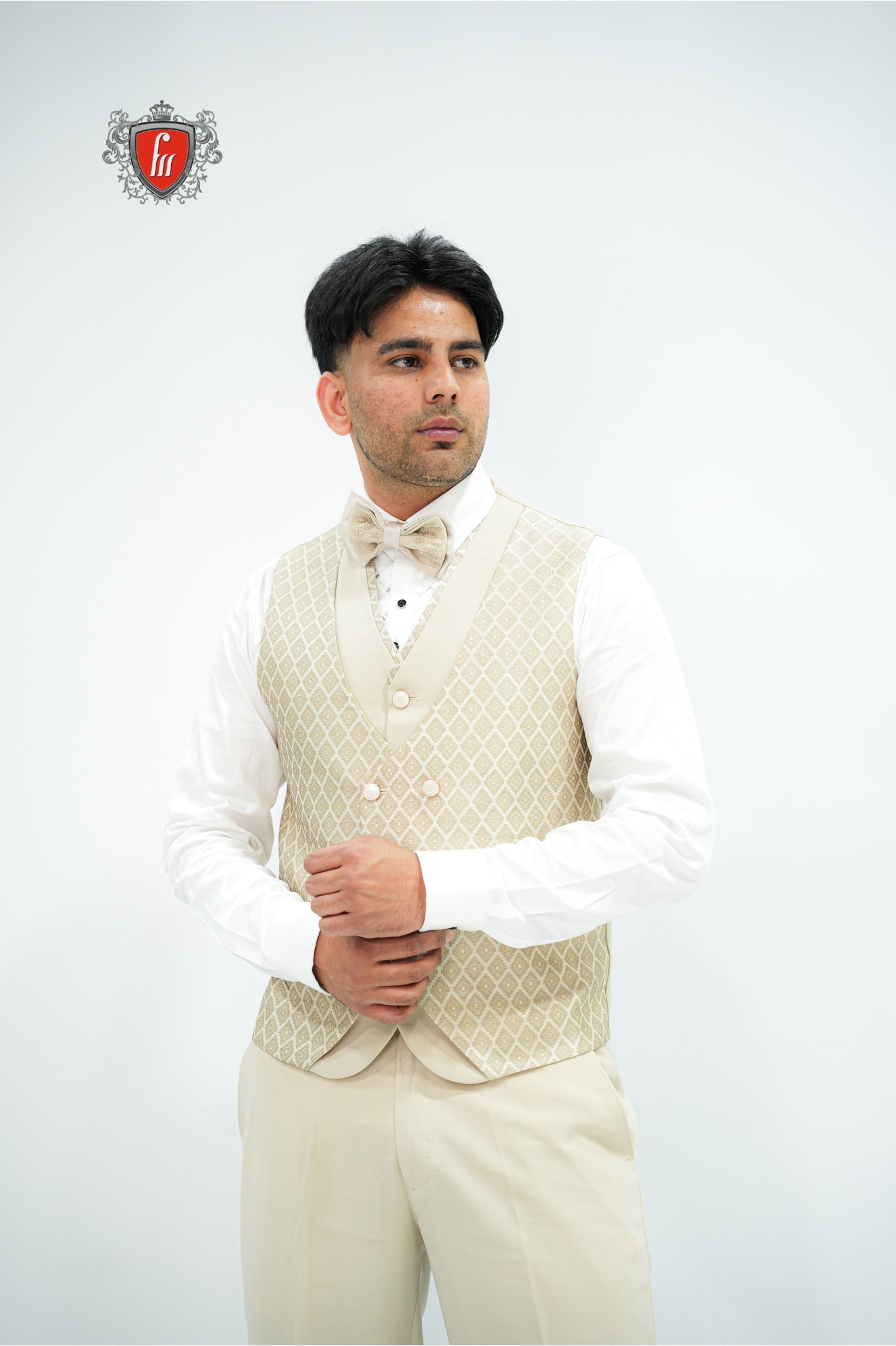 Men’s Cream Designer 5-Piece Suit – Embroidered Wedding & Reception Wear