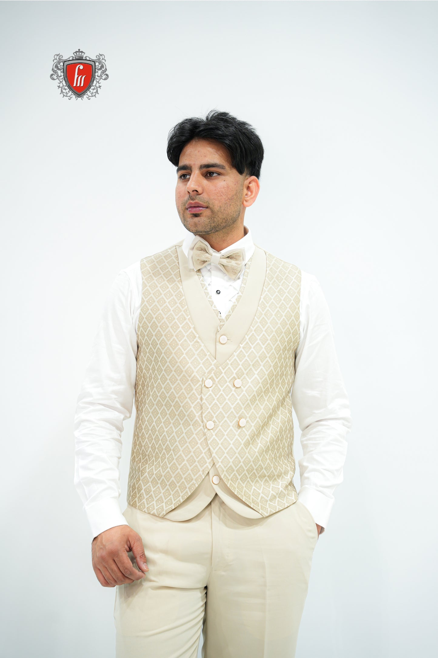 Men’s Cream Designer 5-Piece Suit – Embroidered Wedding & Reception Wear