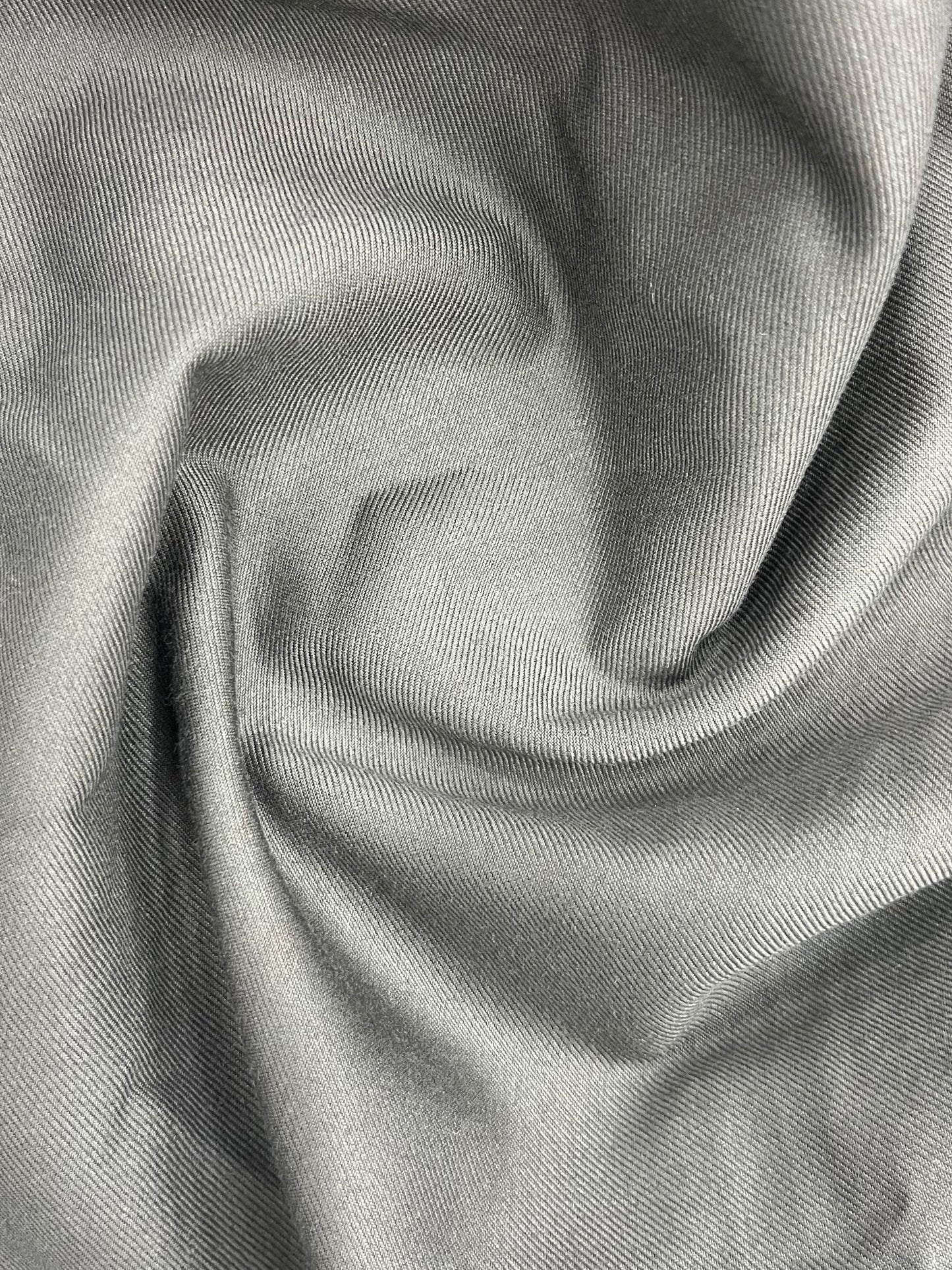 Soft Light Grey Twill Fabric – Timeless Summer Classic (1 Meter)
