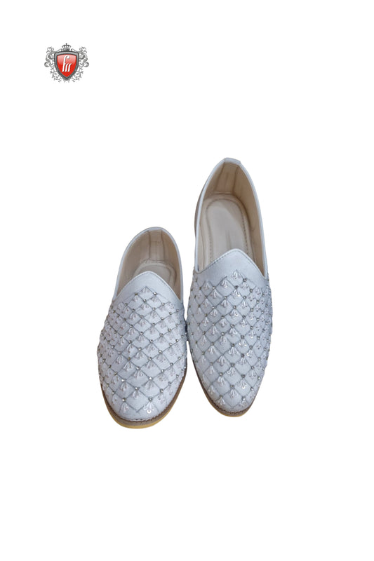 White Diamond-Patterned Jutti with Crystal Beadwork
