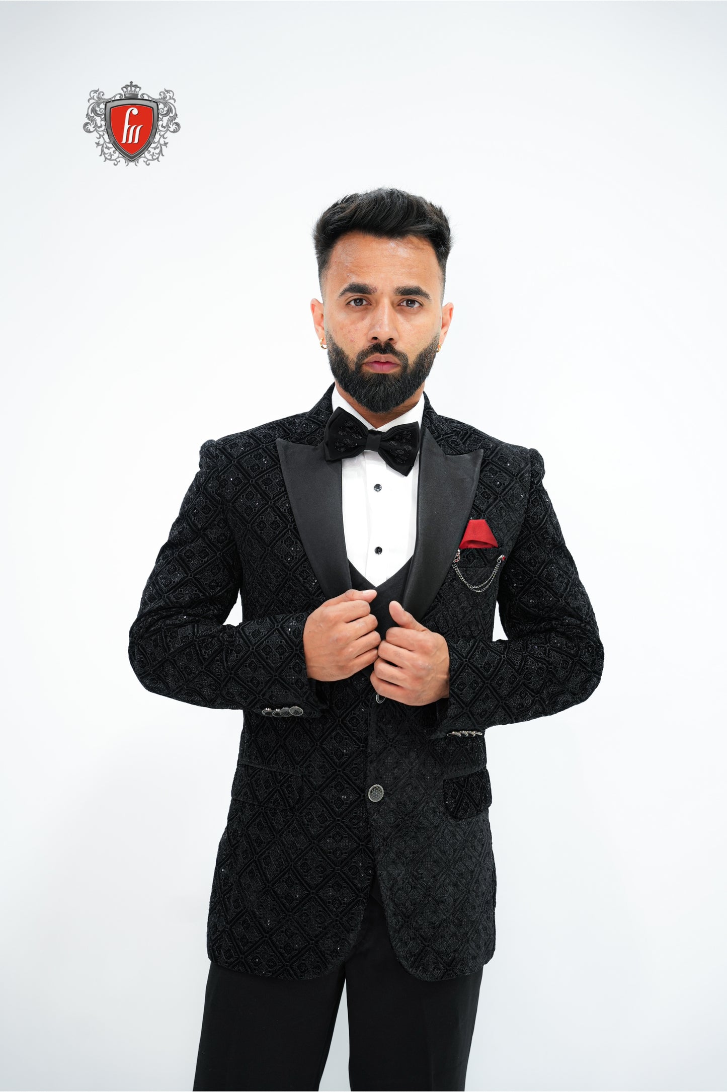 Men’s Black Velvet Tuxedo 3-Piece Suit with Pattern Detailing – Luxury Formal Wear
