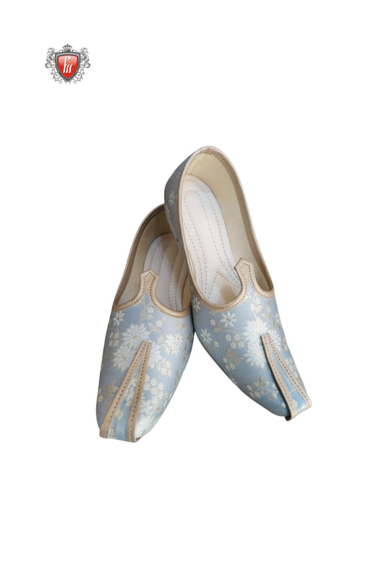 Sky Blue Floral Brocade Mojari – Elegant Ethnic Footwear