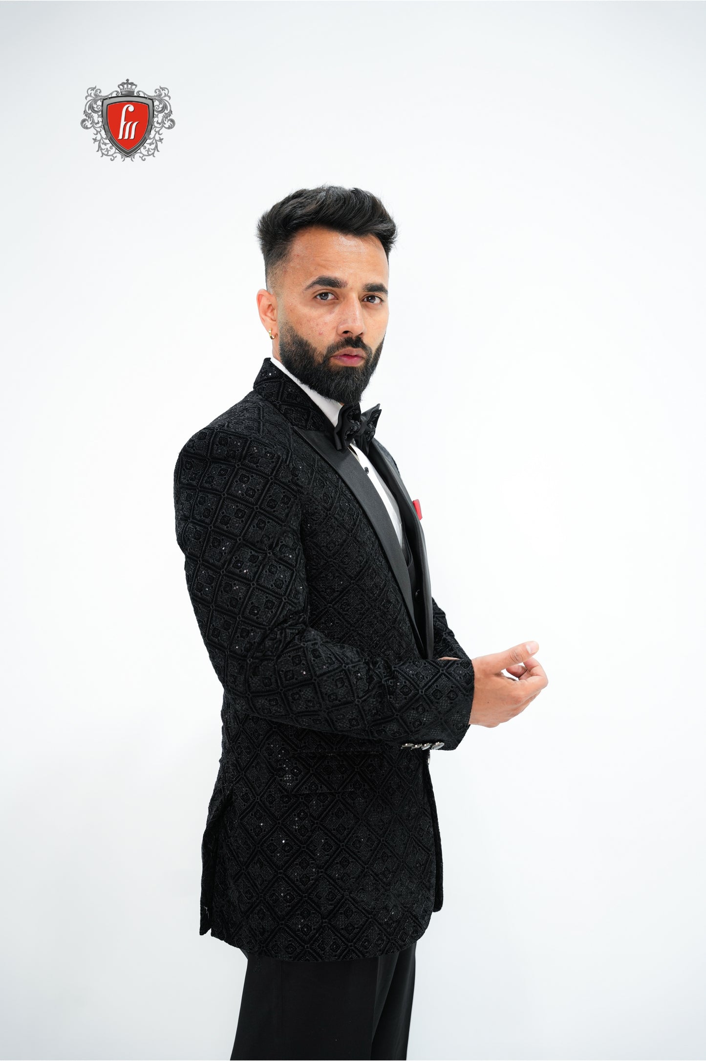 Men’s Black Velvet Tuxedo 3-Piece Suit with Pattern Detailing – Luxury Formal Wear