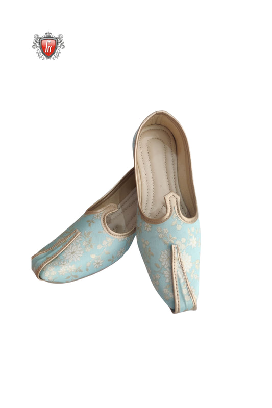 Sky Blue Floral Brocade Mojari – Elegant Traditional Ethnic Footwear