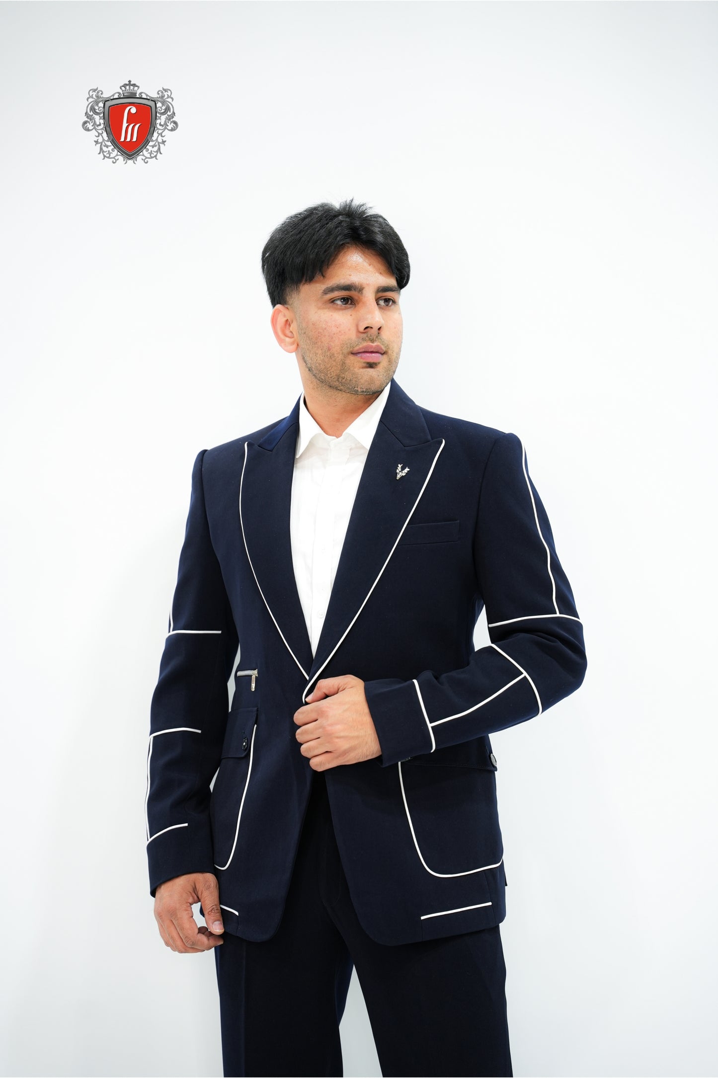 Premium Men's Navy Blue Party Suit—Sleek White Piping for a Distinctive Finish