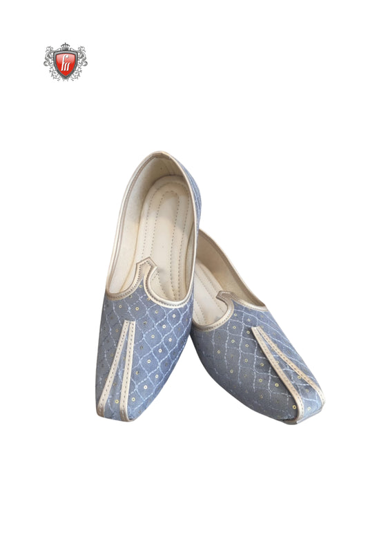 Fabmark Sky Blue Embroidered Jutti – Subtle Elegance for Every Occasion