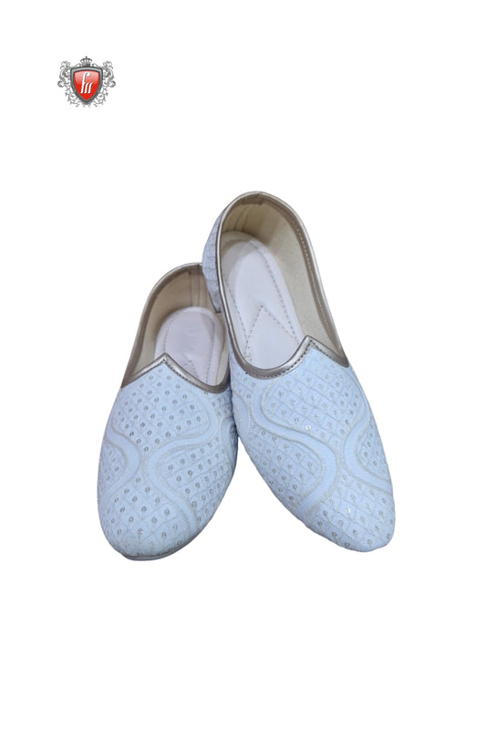 Fabmark White Stone-Embroidered Jutti – Regal Charm with Contemporary Detailing