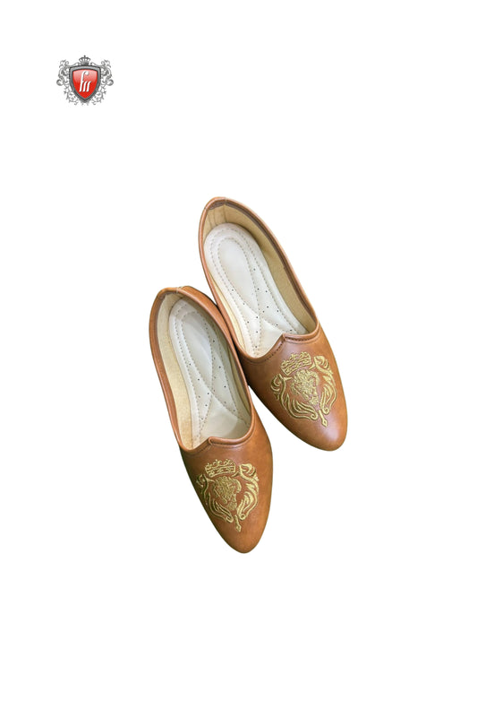 Fabmark Tan Royal Crest Jutti – Bold Heritage Style