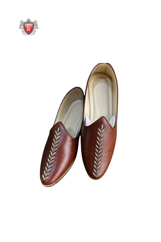 Fabmark Brown Leather Jutti with Silver Embroidered Vine – Classic Ethnic Footwear