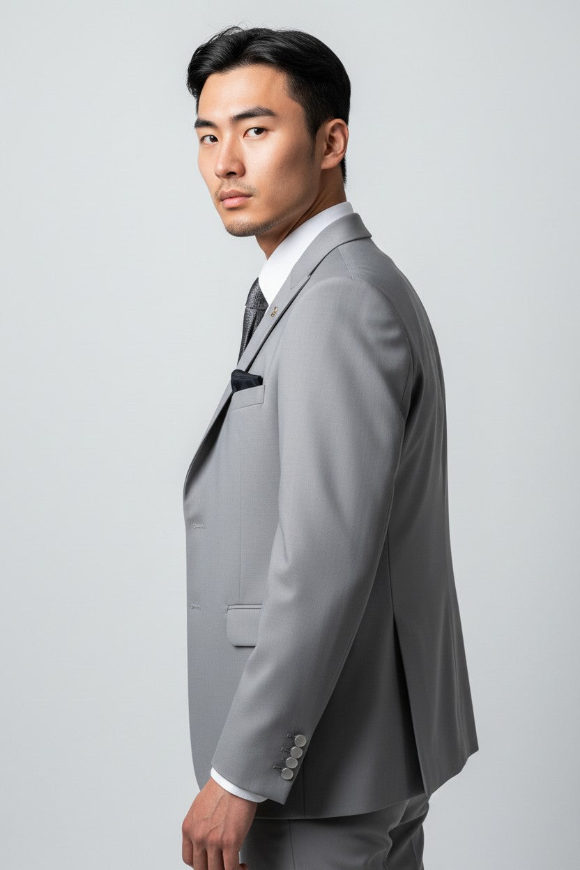 Men’s Light Grey 3-Piece Suit in Japanese Fabric – Modern Fit