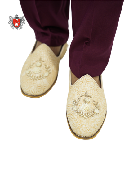 Men’s Tan Brown Ethnic Jutti – Gold Crest Embroidery