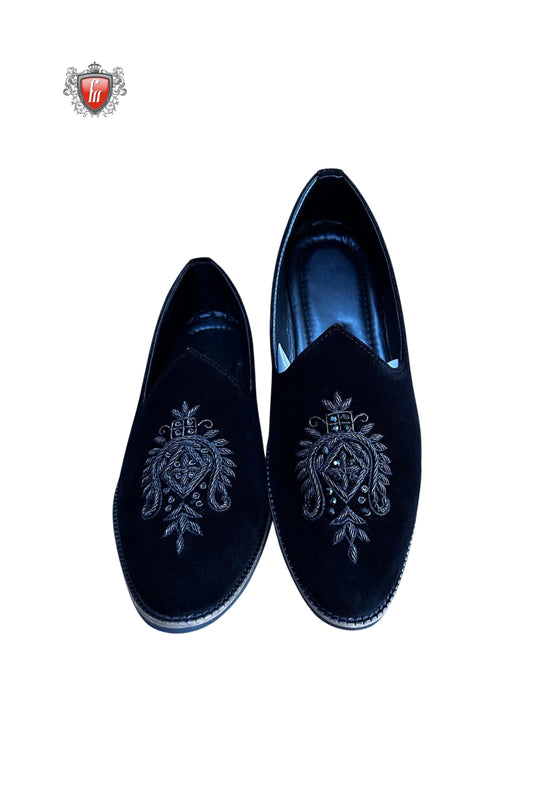 Men’s Black Velvet Jutti with Regal Crest Embroidery – Premium Ethnic Footwear
