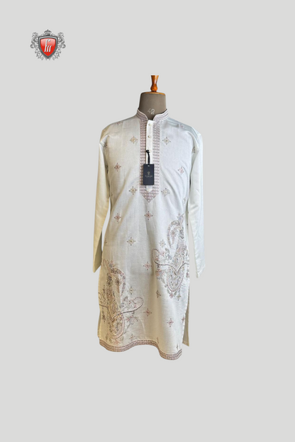 Men’s Satin Cotton Kurta – Luxurious Comfort, Elegant Slim Profile, Perfect Festive Attire