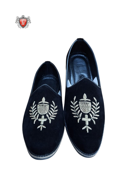 Men’s Black Velvet Jutti with Golden Laurel Embroidery
