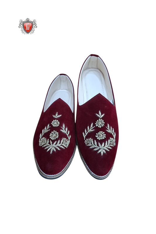Men’s Maroon Velvet Jutti with Golden Laurel Embroidery