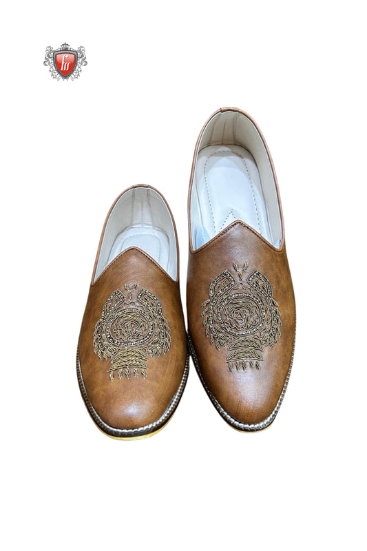 Men’s Tan Brown Ethnic Jutti with Regal Embroidery – Handcrafted Traditional Footwear
