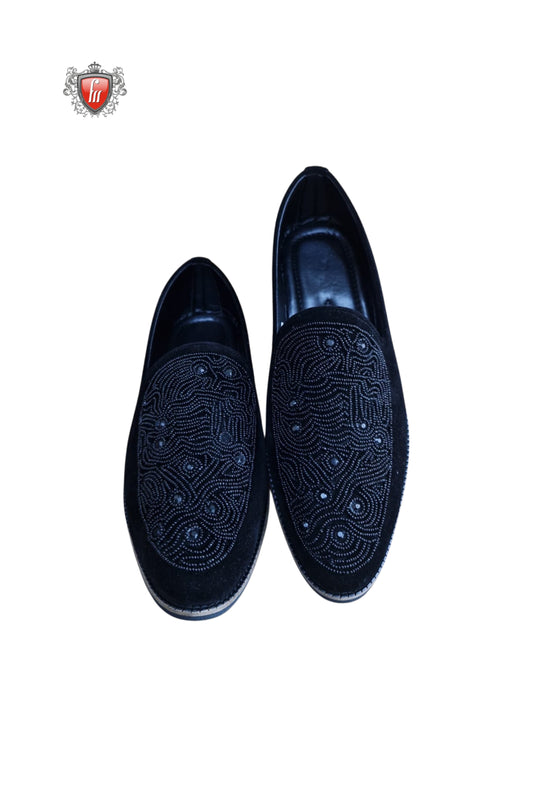 Men’s Black Velvet Ethnic Jutti with Intricate Bead Embroidery – Handcrafted Party Footwear
