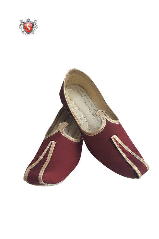 Maroon Satin Mojari – Classic Ethnic Footwear with Beige Piping