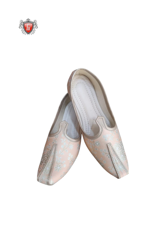 Men’s Peach Floral Embroidered Jutti – Elegant Ethnic Footwear