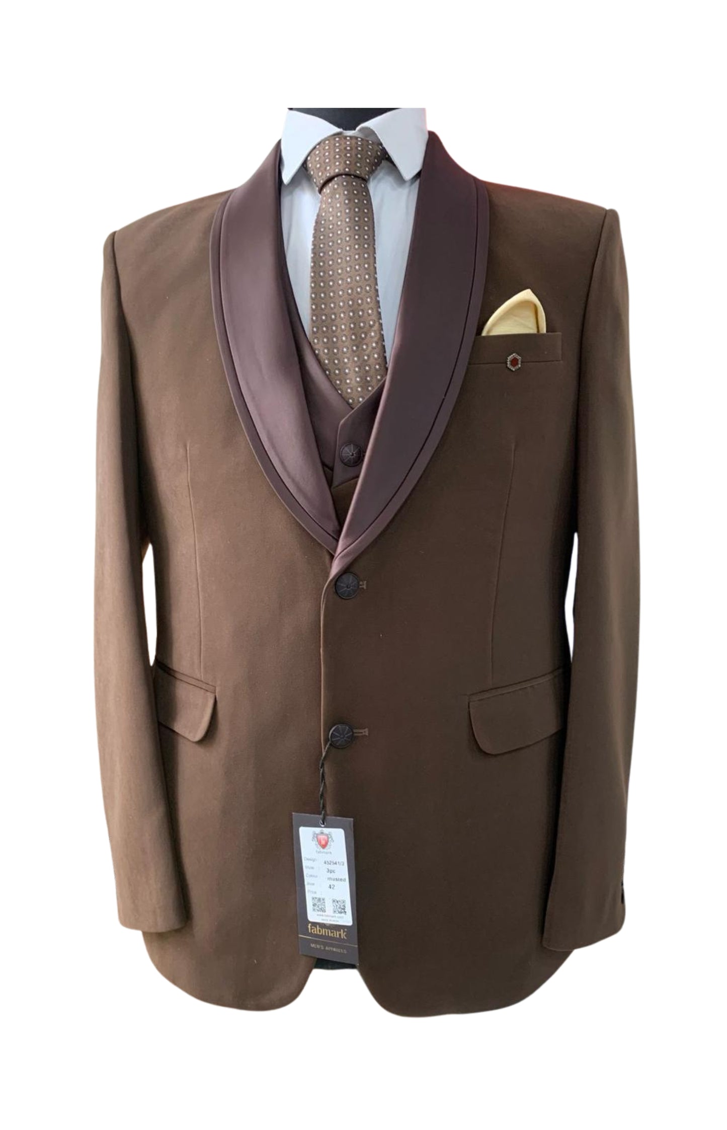Men’s Chocolate Brown Suit with Satin Lapel & Printed Tie – Elegant Formalwear